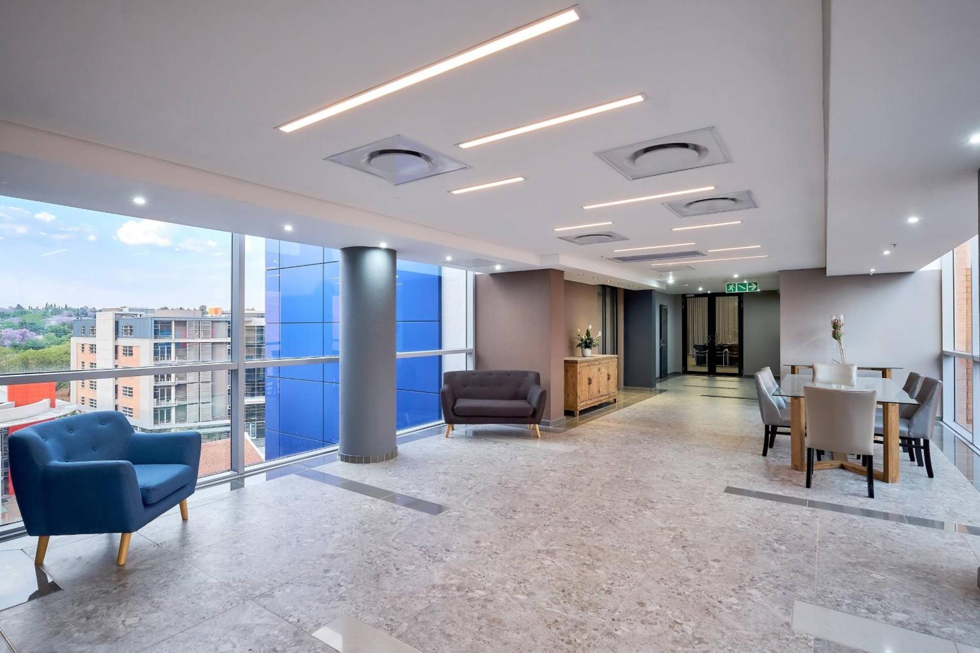 Protea Hotel By Marriott Pretoria Loftus Park Extérieur photo